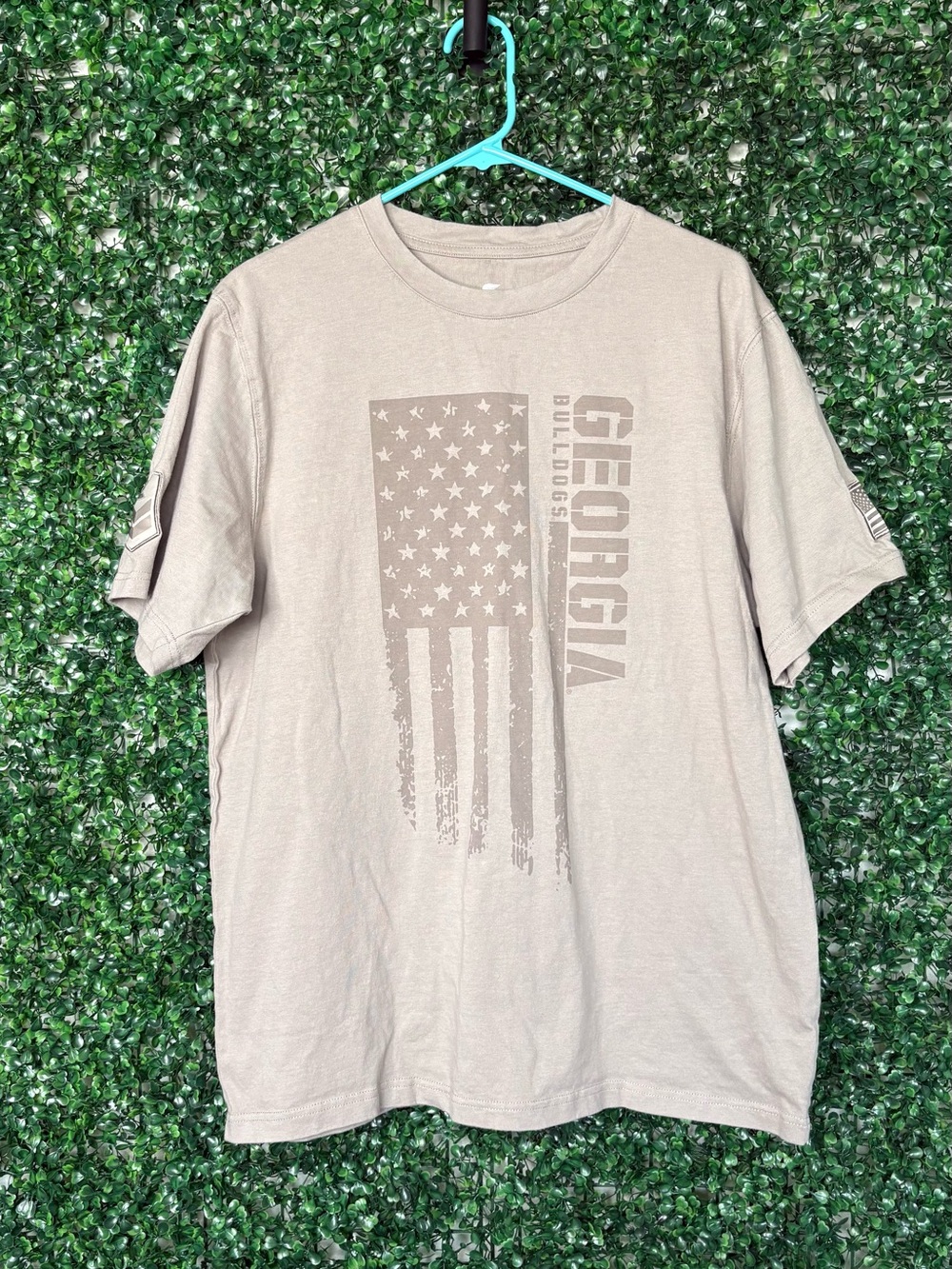 Colosseum Tan Georgia Bulldogs Graphic Short Sleeve Tee